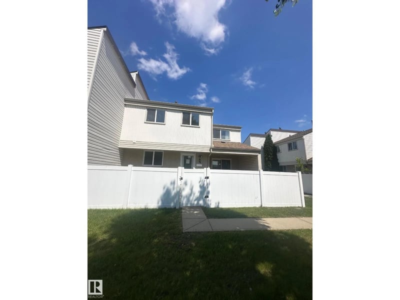 5 WOODVALE VG NW, Edmonton, Alberta, T6L1W4, Edmonton, Alberta — photo 1 of 5
