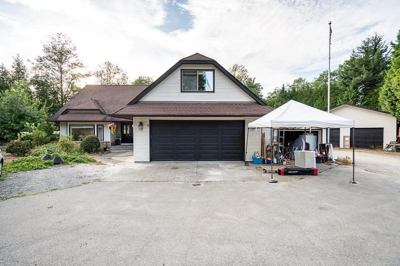 9317 188 Street, Surrey, British Columbia, V4N3V1, Surrey, British Columbia — photo 1 of 5