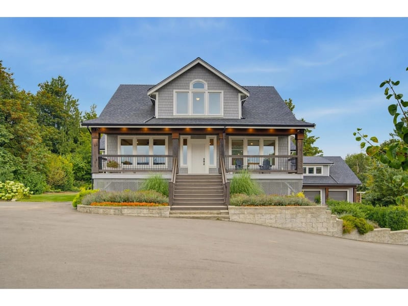 31123 HARRIS Road, Abbotsford, British Columbia, V4X1W2, Abbotsford, British Columbia — photo 1 of 5