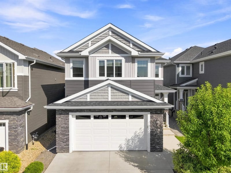 1715 163 ST SW, Edmonton, Alberta, T6W3P6, Edmonton, Alberta — photo 1 of 5