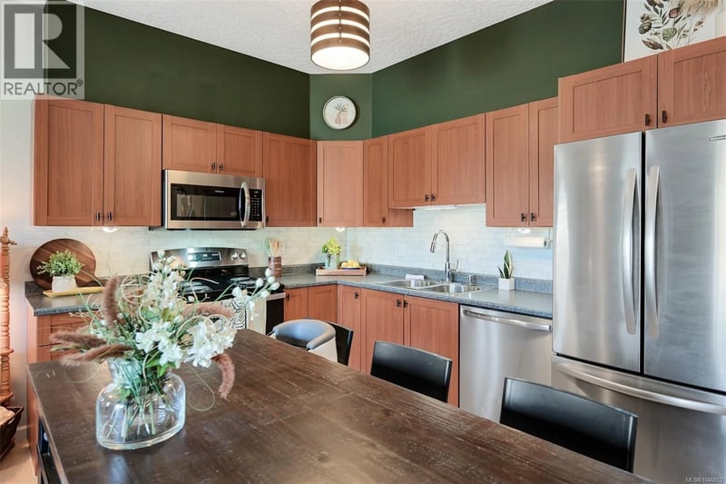 #303 383 Wale Road, Colwood, British Columbia, V9B2P9, Colwood, British Columbia — photo 1 of 5