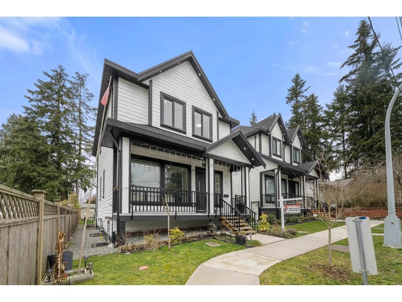 6021 128A Street, Surrey, British Columbia, V3X2L3, Surrey, British Columbia — photo 1 of 5