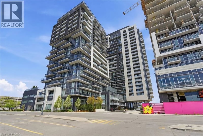 #2002 2087 FAIRVIEW Street, Burlington, Ontario, L7R0E5, Burlington, Ontario — photo 1 of 5