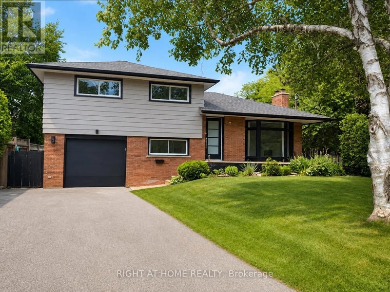 530 Lynda Lane, Hamilton (Ancaster), Ontario, L9G2P6, Hamilton (Ancaster), Ontario — photo 1 of 5