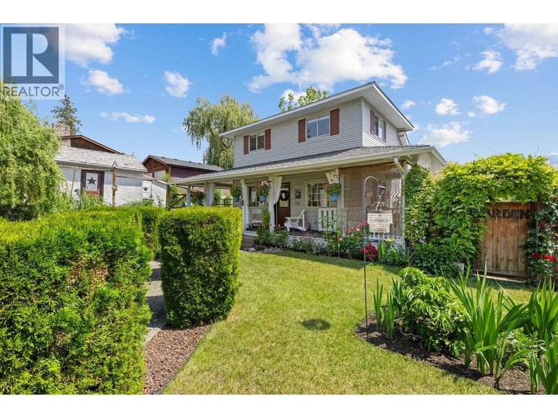987 Garland Street, Kelowna, British Columbia, V1Y3M9, Kelowna, British Columbia — photo 1 of 5