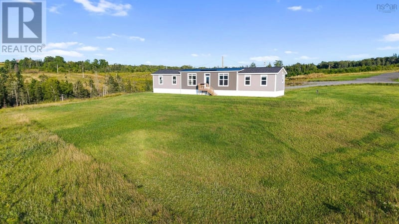3732 Highway 7, Ashdale, Nova Scotia, B2G2L3, Ashdale, Nova Scotia — photo 1 of 5