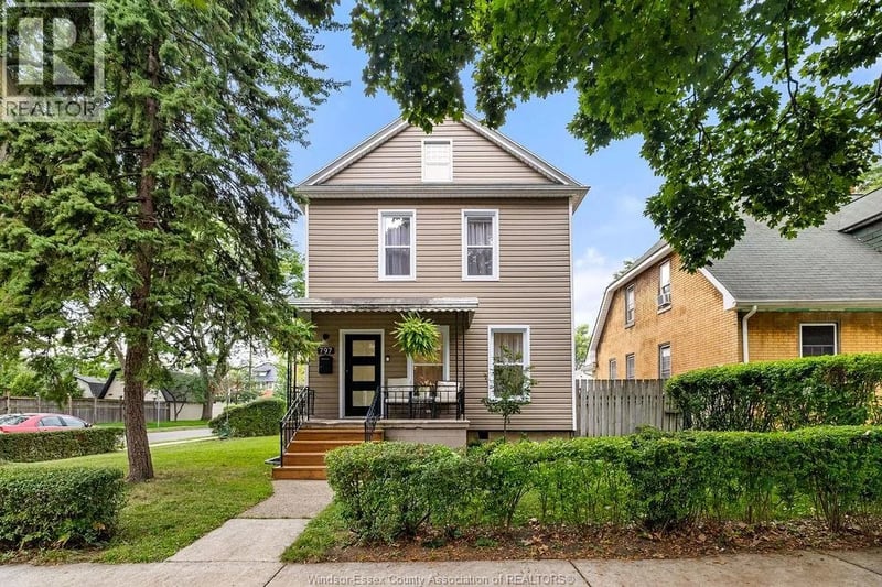 797 MONMOUTH Road, Windsor, Ontario, N8Y3L3, Windsor, Ontario — photo 1 of 5