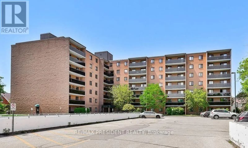 #111 29 West Avenue West, Kitchener, Ontario, N2M5E4, Kitchener, Ontario — photo 1 of 5