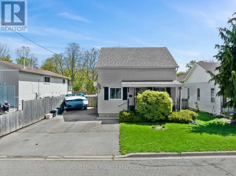 249 Owen Street, Norfolk (Simcoe), Ontario, N3Y2V1, Norfolk (Simcoe), Ontario — photo 1 of 5