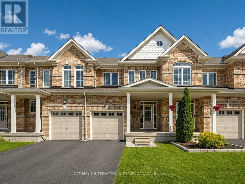 71 Daniele Crescent, Bradford West Gwillimbury (Bradford), Ontario, L3Z0V7, Bradford West Gwillimbury (Bradford), Ontario — photo 1 of 5