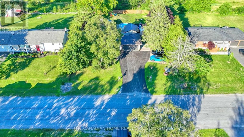 134 Jeffrey Drive, Quinte West (Sidney Ward), Ontario, K8V0P2, Quinte West (Sidney Ward), Ontario — photo 1 of 5