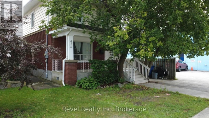 416 First Avenue West, North Bay (Central), Ontario, P1B3C4, North Bay (Central), Ontario — photo 1 of 5