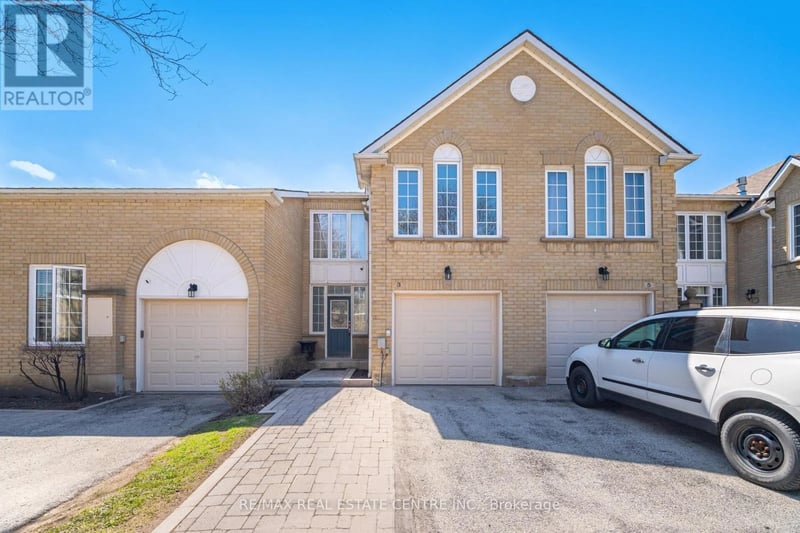 #2 3 Hartnell Square, Brampton (Central Park), Ontario, L6S5W7, Brampton (Central Park), Ontario — photo 1 of 5