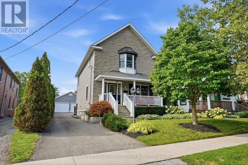 31 Emerick Avenue, Fort Erie (Central), Ontario, L2A2W2, Fort Erie (Central), Ontario — photo 1 of 5