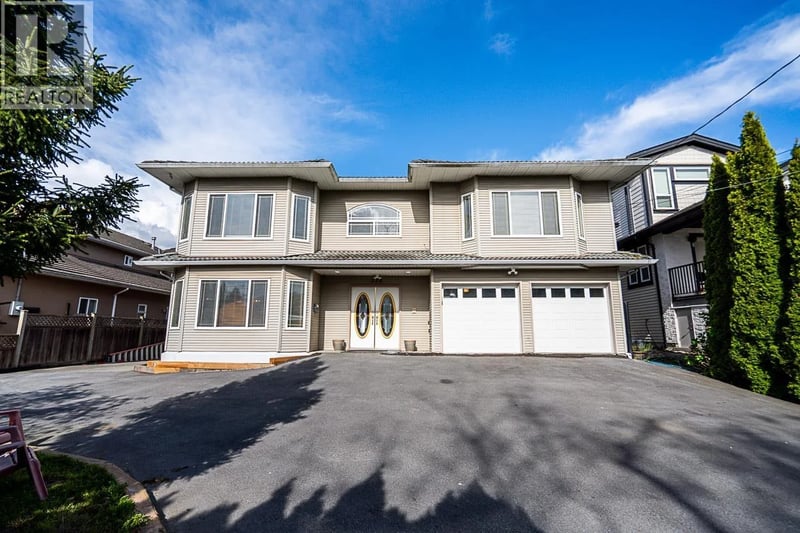 319 LAWRENCE Street, New Westminster, British Columbia, V3M5L3, New Westminster, British Columbia — photo 1 of 5