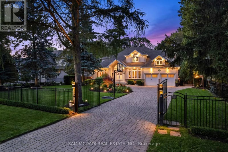 527 Meadow Wood Road, Mississauga (Clarkson), Ontario, L5J2S4, Mississauga (Clarkson), Ontario — photo 1 of 5