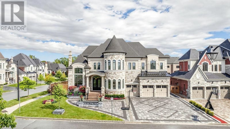 3 Sir Henry Court, King (King City), Ontario, L7B0P5, King (King City), Ontario — photo 1 of 5