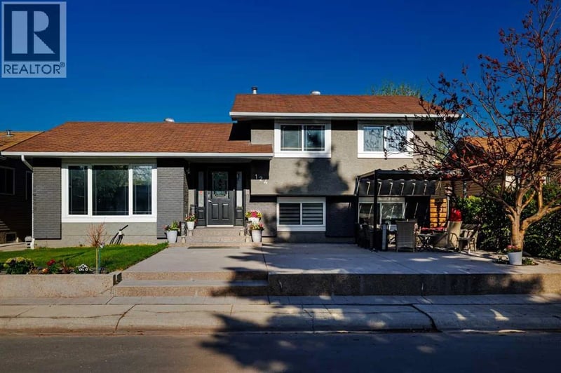 124 Whiteside Crescent Northeast, Calgary, Alberta, T1Y2A7, Calgary, Alberta — photo 1 of 5