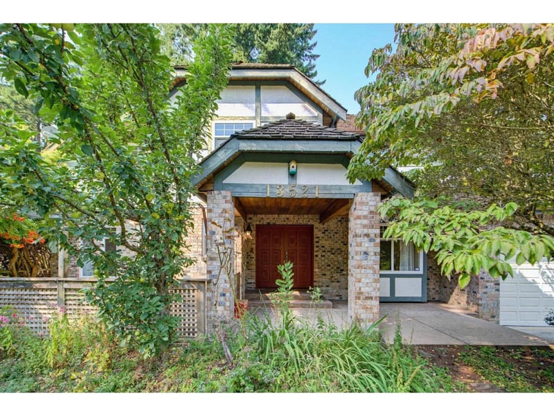 13521 19 Avenue, Surrey, British Columbia, V4A6B3, Surrey, British Columbia — photo 1 of 5