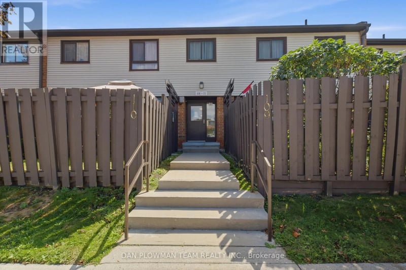 #108 960 Glen Street, Oshawa (Lakeview), Ontario, L1J6E8, Oshawa (Lakeview), Ontario — photo 1 of 5