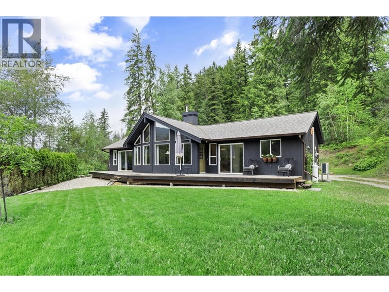 1209 Bain Road, Clearwater, British Columbia, V0E1N1, Clearwater, British Columbia — photo 1 of 5