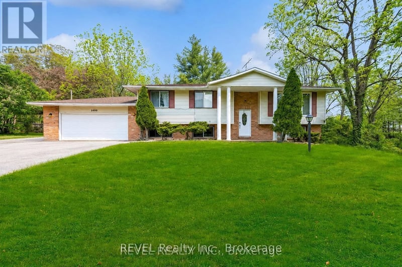 1490 York Road, Niagara-on-the-Lake (St. Davids), Ontario, L0S1P0, Niagara-on-the-Lake (St. Davids), Ontario — photo 1 of 5