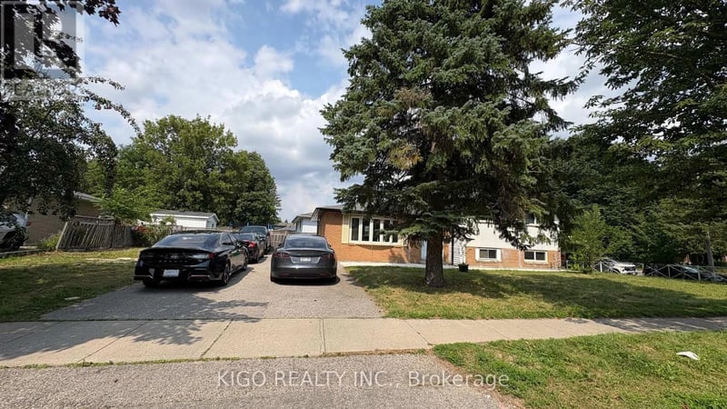 #Lower 4 Markwood Drive, Kitchener, Ontario, N2M2H4, Kitchener, Ontario — photo 1 of 5