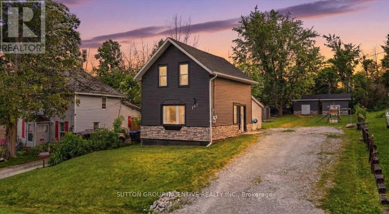 107 Park Street, Tay (Victoria Harbour), Ontario, L0K2A0, Tay (Victoria Harbour), Ontario — photo 1 of 5