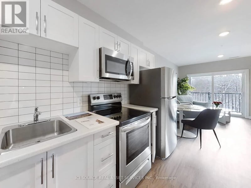 #305 77 William Street North, Kawartha Lakes (Lindsay), Ontario, K9V4A2, Kawartha Lakes (Lindsay), Ontario — photo 1 of 5