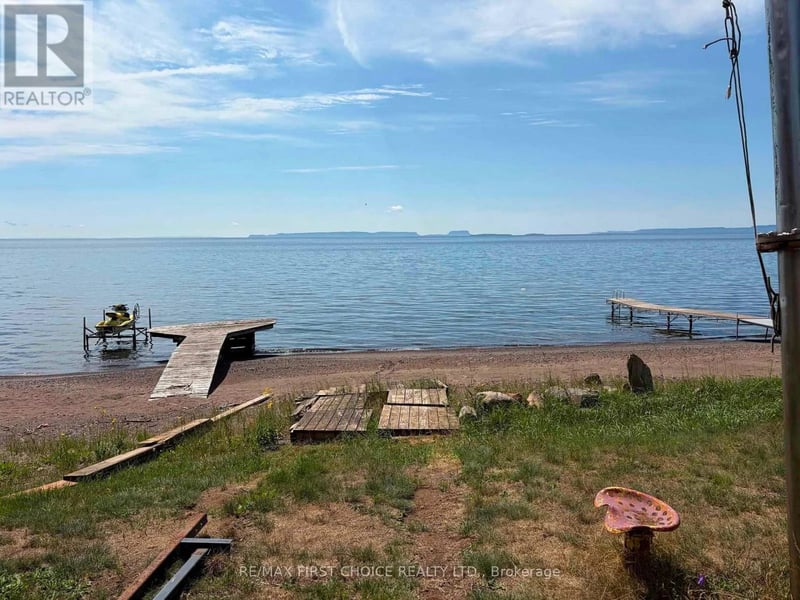 641 Pebbly Beach Road, Shuniah (TB-76), Ontario, P7A0X6, Shuniah (TB-76), Ontario — photo 1 of 5