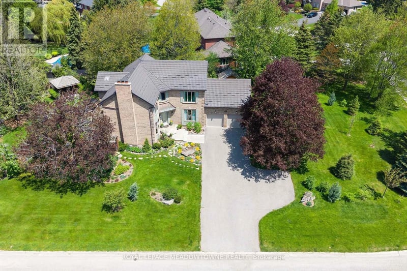 16 Oak Ridge Drive, Halton Hills (Glen Williams), Ontario, L7G5G6, Halton Hills (Glen Williams), Ontario — photo 1 of 5