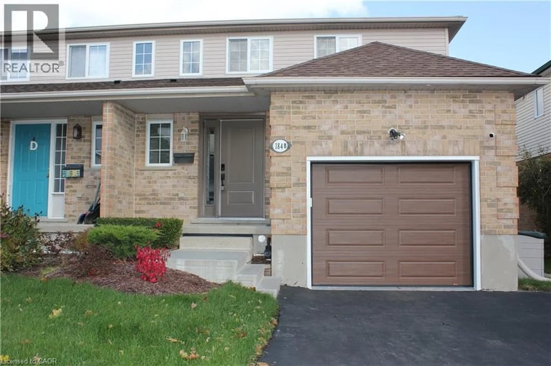 #B 184 NORTHAMPTON Crescent, Waterloo, Ontario, N2T2M5, Waterloo, Ontario — photo 1 of 5