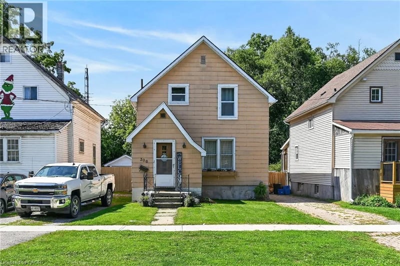 306 GEORGE Street, Dunnville, Ontario, N1A2T6, Dunnville, Ontario — photo 1 of 5