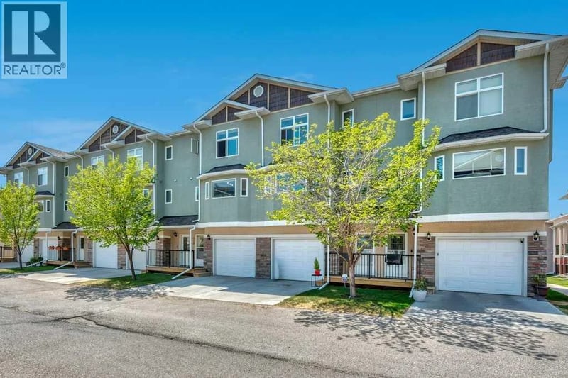 318 Strathcona Circle, Strathmore, Alberta, T1P0B1, Strathmore, Alberta — photo 1 of 5