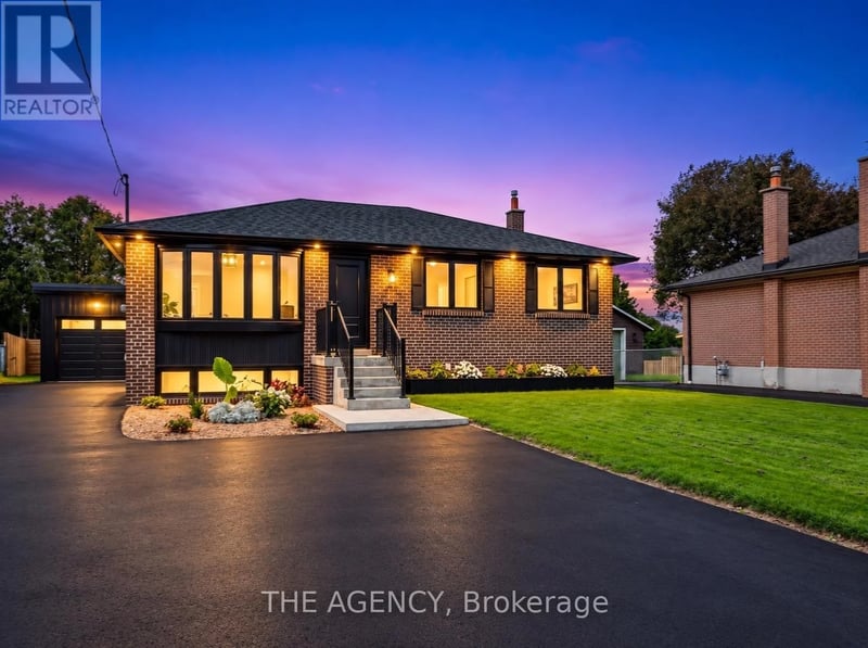 26 Webster Drive, Aurora (Aurora Highlands), Ontario, L4G2A5, Aurora (Aurora Highlands), Ontario — photo 1 of 5