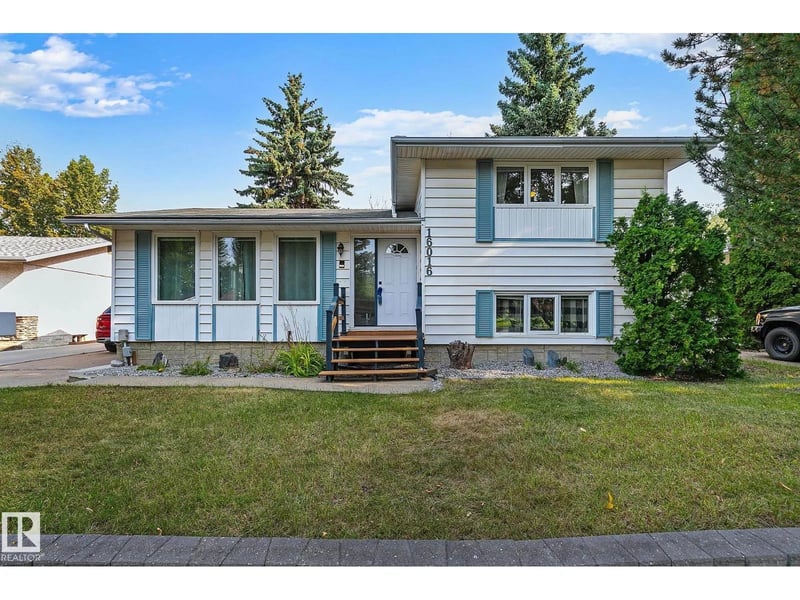 16016 78A AV NW, Edmonton, Alberta, T5R3G3, Edmonton, Alberta — photo 1 of 5