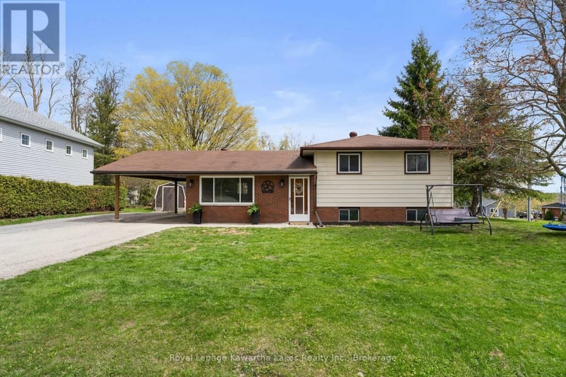 2 Kennedy Drive, Kawartha Lakes (Fenelon Falls), Ontario, K0M1N0, Kawartha Lakes (Fenelon Falls), Ontario — photo 1 of 5