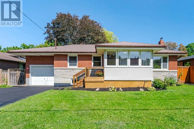 55 John Street, Caledon (Bolton East), Ontario, L7K0C4, Caledon (Bolton East), Ontario — photo 1 of 5