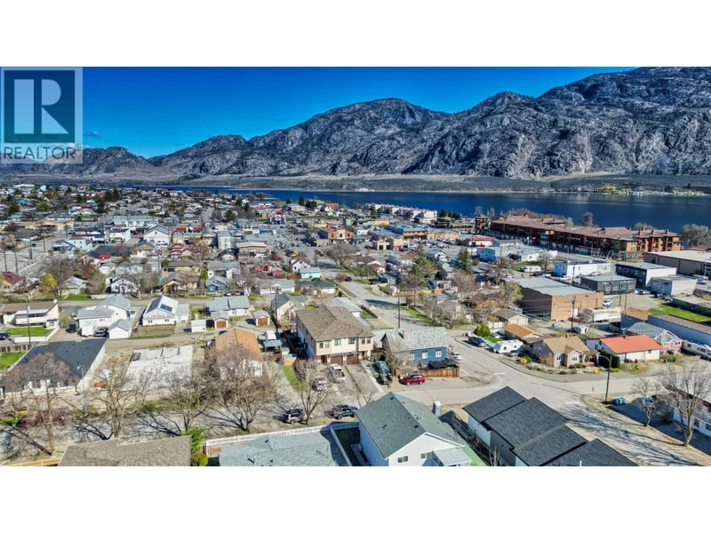 8506 70TH Avenue, Osoyoos, British Columbia, V0H1V0, Osoyoos, British Columbia — photo 1 of 5