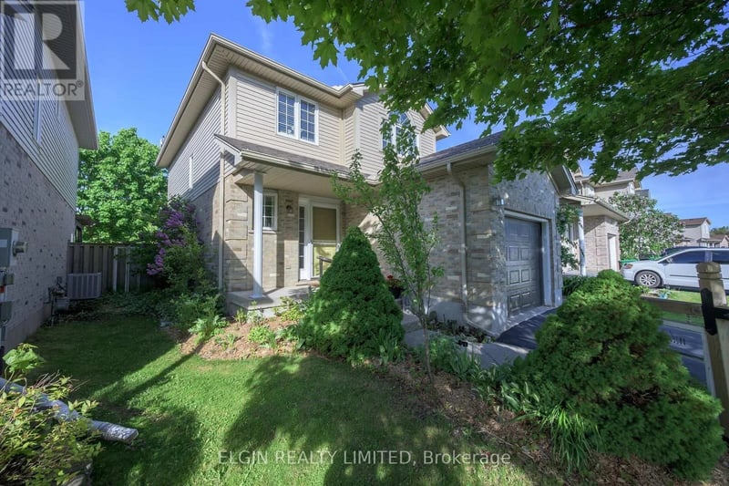 9939 Florence Street, Southwold (Southwold Town), Ontario, N5P4L3, Southwold (Southwold Town), Ontario — photo 1 of 5