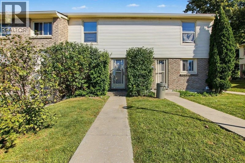 #73 165 GREEN VALLEY Drive, Kitchener, Ontario, N2P1K3, Kitchener, Ontario — photo 1 of 5