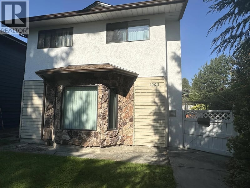 1902 TAYLOR Street, Port Coquitlam, British Columbia, V3C4S4, Port Coquitlam, British Columbia — photo 1 of 5