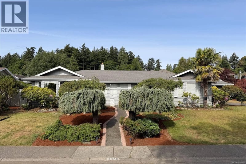 4878 Sea Ridge Drive, Saanich, British Columbia, V8Y2R8, Saanich, British Columbia — photo 1 of 5