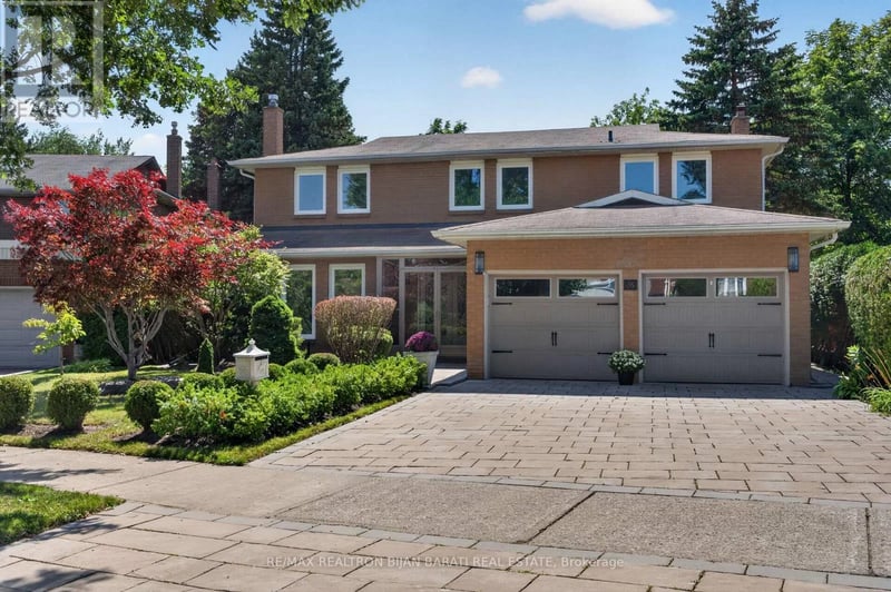 26 Saddletree Drive, Toronto (Bayview Woods-Steeles), Ontario, M2H3L3, Toronto (Bayview Woods-Steeles), Ontario — photo 1 of 5