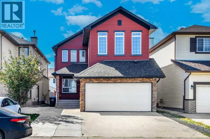 228 SADDLECREST Way Northeast, Calgary, Alberta, T3J5N2, Calgary, Alberta — photo 1 of 5