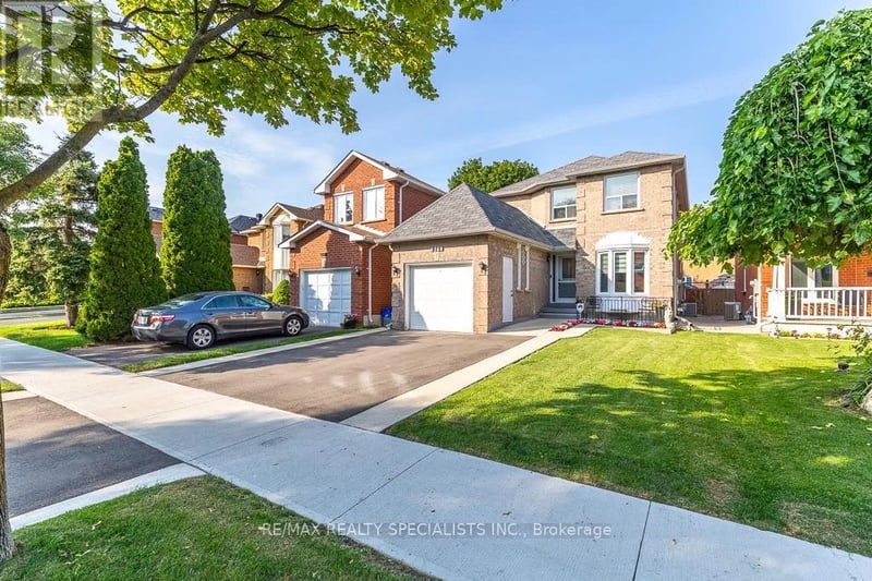 6369 Longspur Road, Mississauga (Lisgar), Ontario, L5N6H1, Mississauga (Lisgar), Ontario — photo 1 of 5