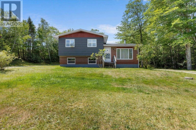 637 Woodlawn Drive, Woodlawn, Nova Scotia, B0T1W0, Woodlawn, Nova Scotia — photo 1 of 5