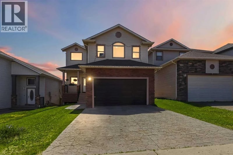 205 Gravelstone Way, Fort McMurray, Alberta, T9K0S9, Fort McMurray, Alberta — photo 1 of 5