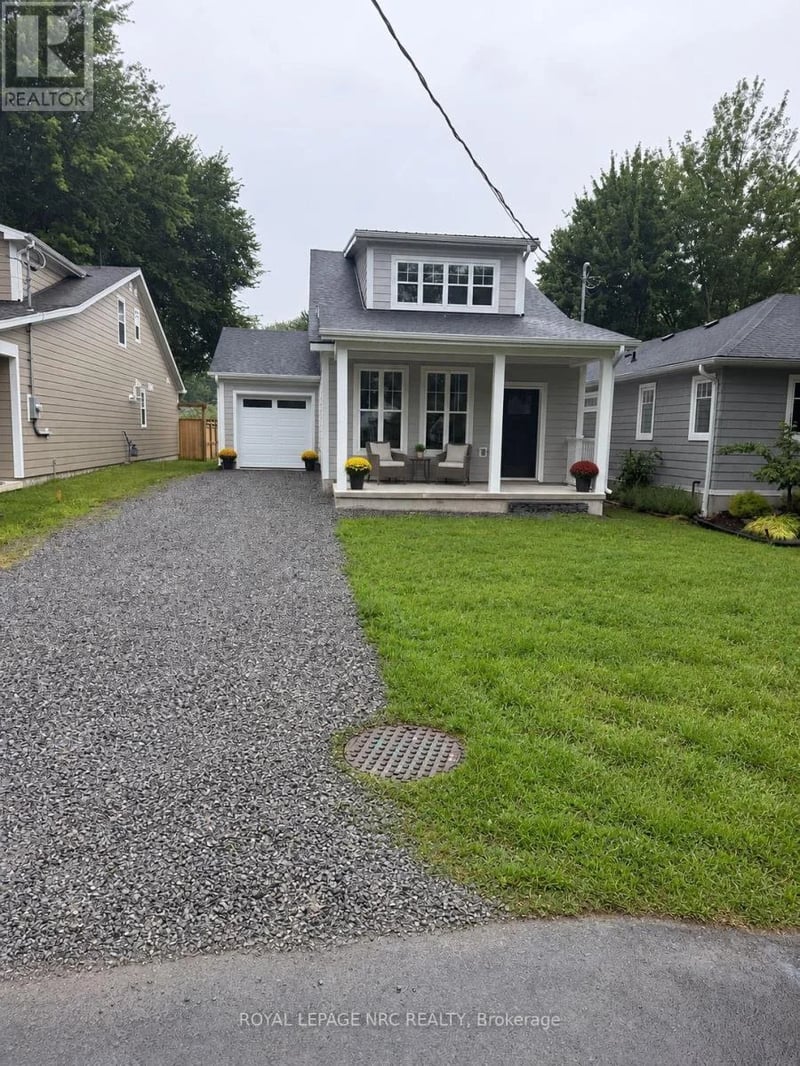 339 LAKEWOOD Avenue, Fort Erie (Crystal Beach), Ontario, L0S1B0, Fort Erie (Crystal Beach), Ontario — photo 1 of 5