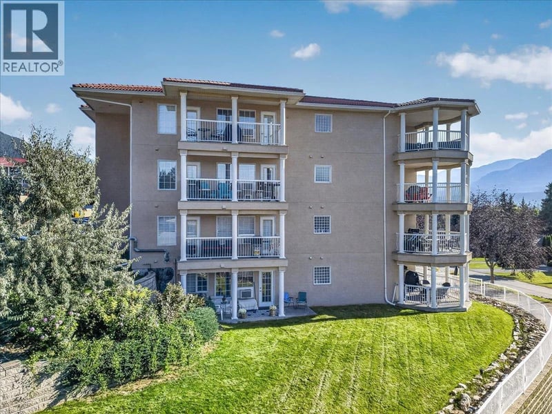 #4004B 5052 Riverview Road, Fairmont Hot Springs, British Columbia, V0B1L1, Fairmont Hot Springs, British Columbia — photo 1 of 5